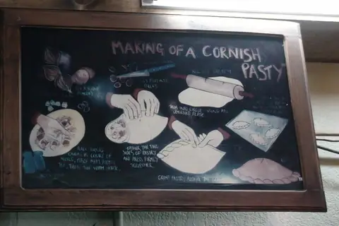 Fluffy's Bakery photo 3
